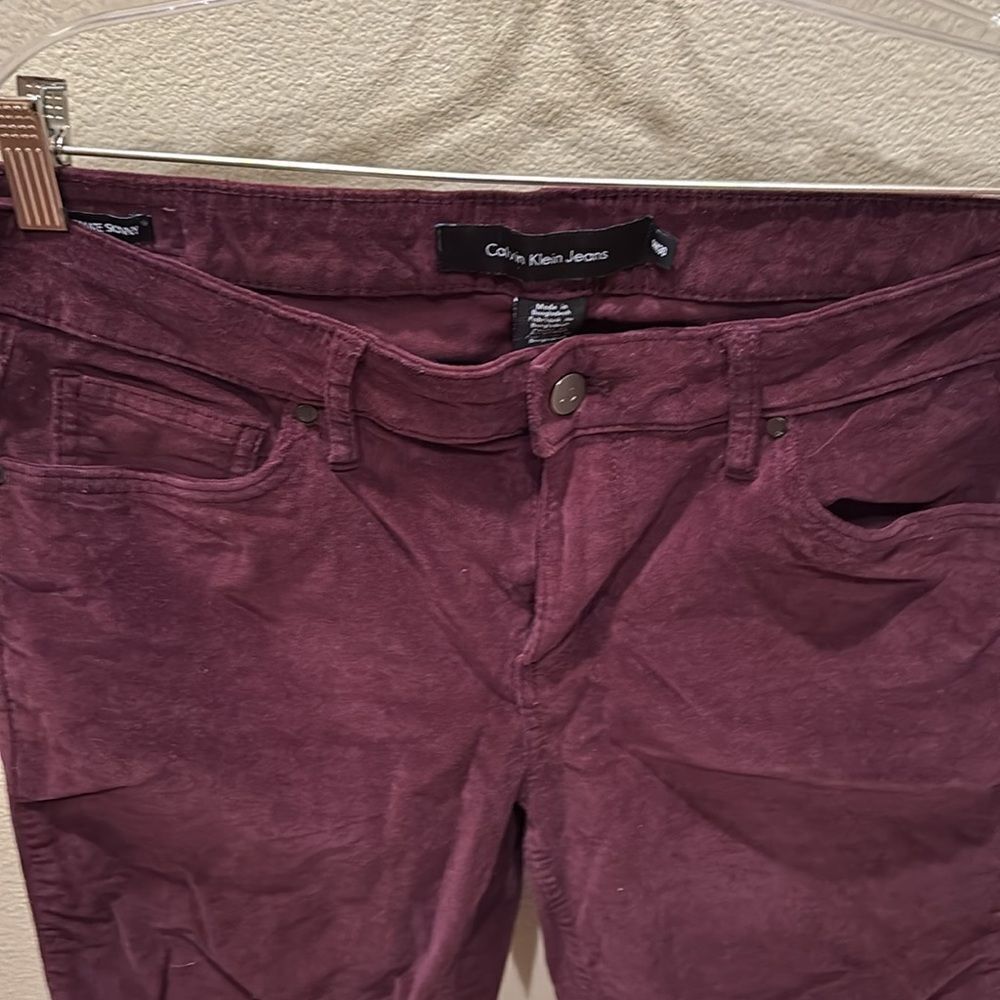 Calvin Klein woman's  burgamdy corduroy pants - Picture 4 of 13